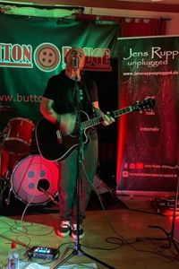 Jens Rupp unplugged live on Stage in Hoechstaedt2
