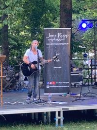Jens-Rupp-Unplugged-Friedberg-Open Stage-Open-Air-Im-Stadtpark-Kultur findet Stadt-Live (3)
